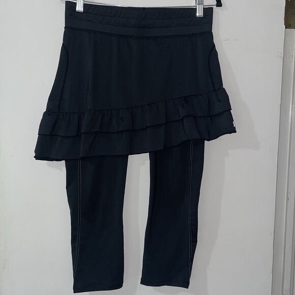 Skirt Sports Skirt with Asymmetrical Ruffle Hem w/ Leggings Black Sz M - Picture 1 of 11